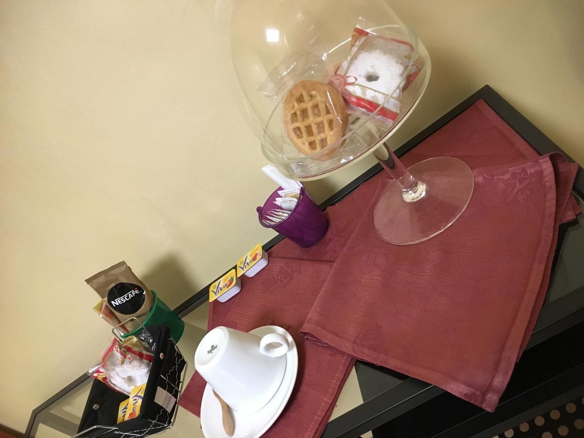 拉盖思特豪斯住宿加早餐旅馆 Poirino 外观 照片